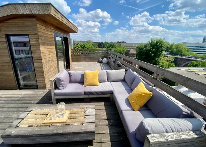 Appartement 2 Chambres Avec Rooftop Suspendu Au Cimetiere D\'Ixelles